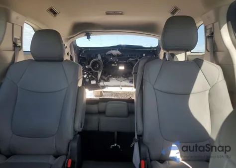 2021 Toyota Sienna Xle from USA, damaged, VIN 5TDYRKEC8MS040286